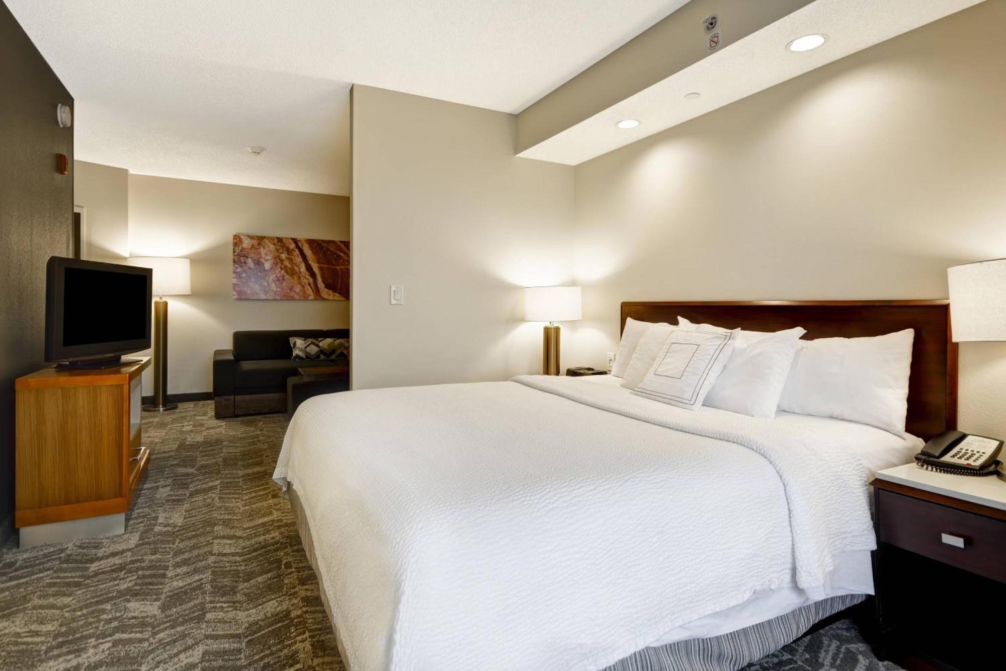 Springhill Suites Lexington Near The University Of Kentucky Екстериор снимка