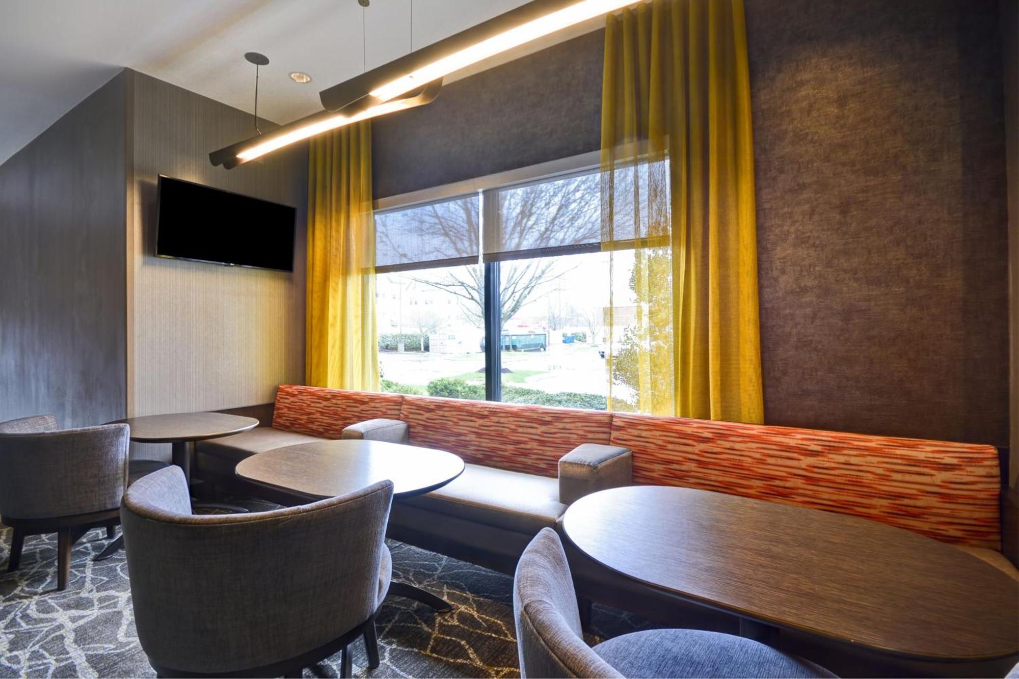 Springhill Suites Lexington Near The University Of Kentucky Екстериор снимка