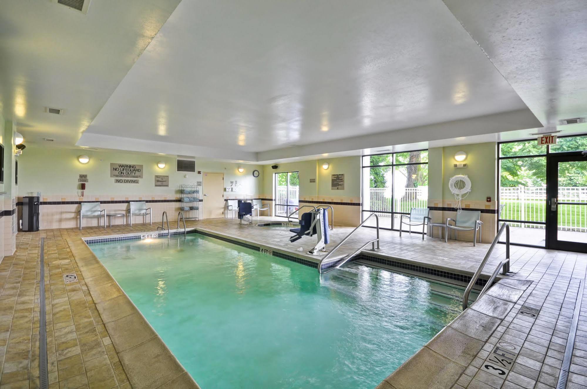 Springhill Suites Lexington Near The University Of Kentucky Екстериор снимка
