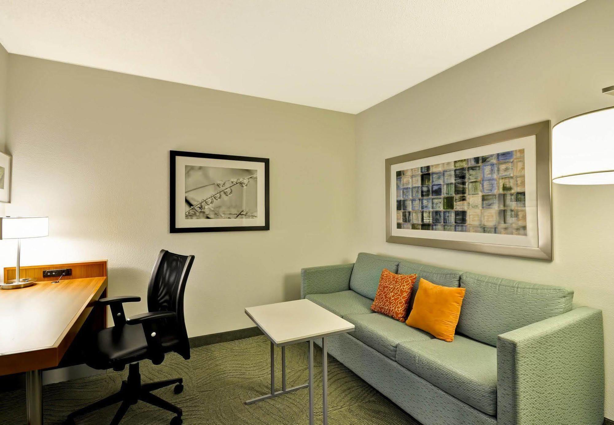 Springhill Suites Lexington Near The University Of Kentucky Екстериор снимка