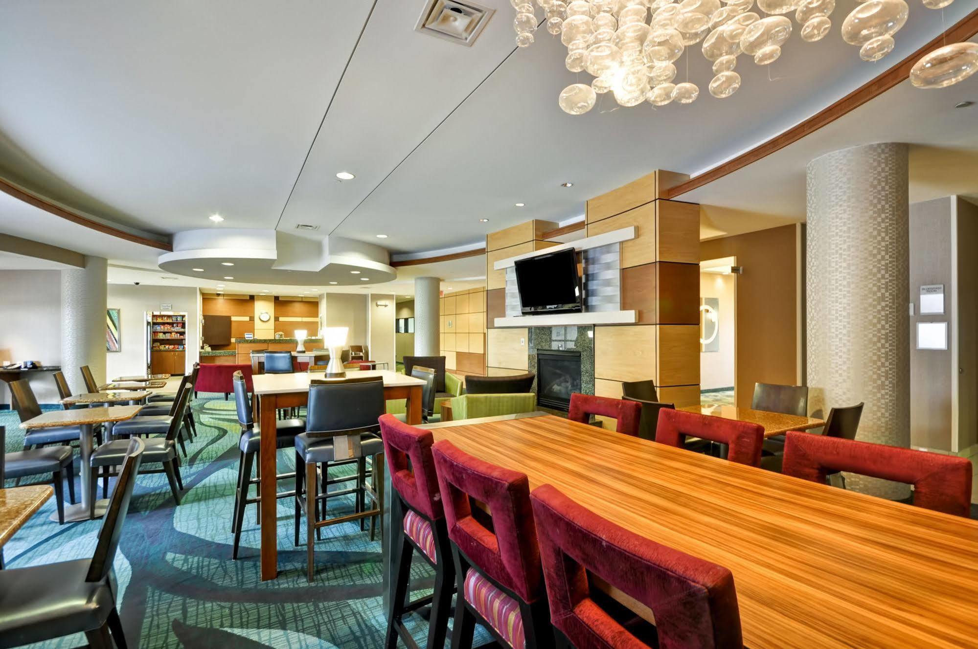 Springhill Suites Lexington Near The University Of Kentucky Екстериор снимка