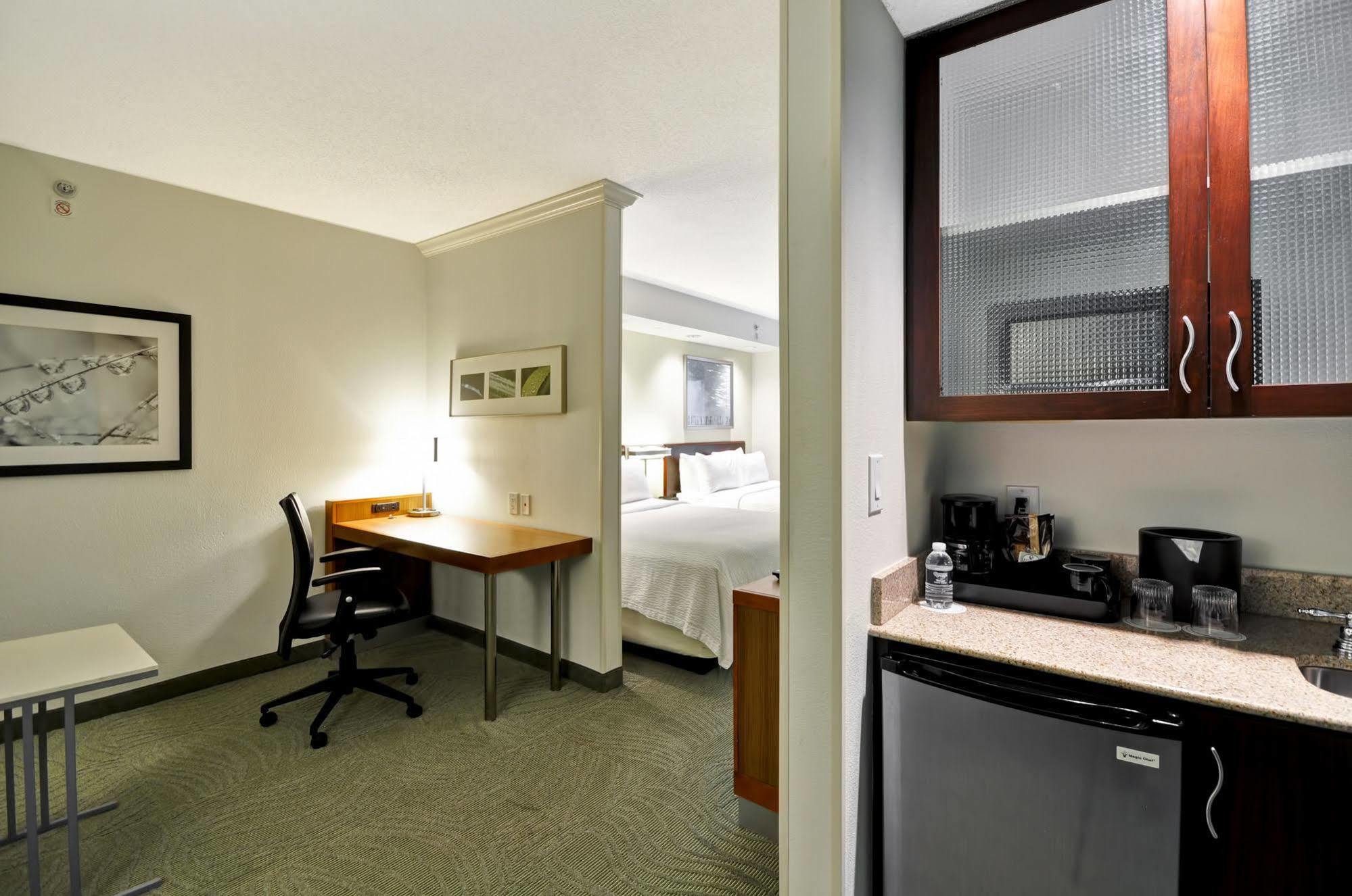 Springhill Suites Lexington Near The University Of Kentucky Екстериор снимка