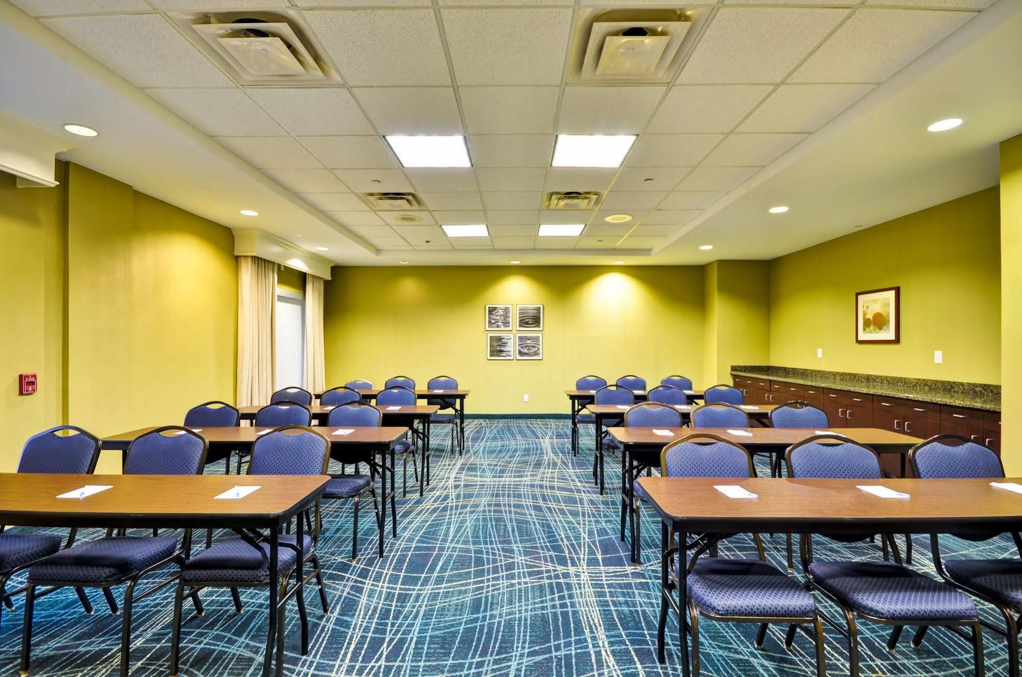 Springhill Suites Lexington Near The University Of Kentucky Екстериор снимка